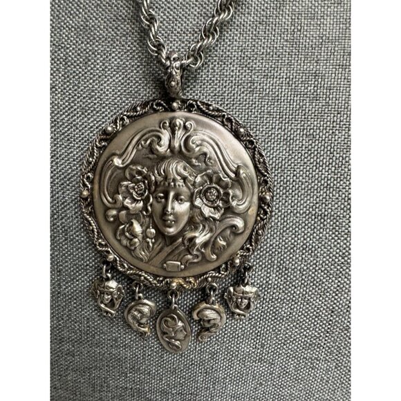 Victorian Style Silver Tone Necklace With Intricate Floral Face Design - Picture 1 of 6